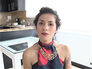 Tu Venganza - Latina takes revenge with hot threesome